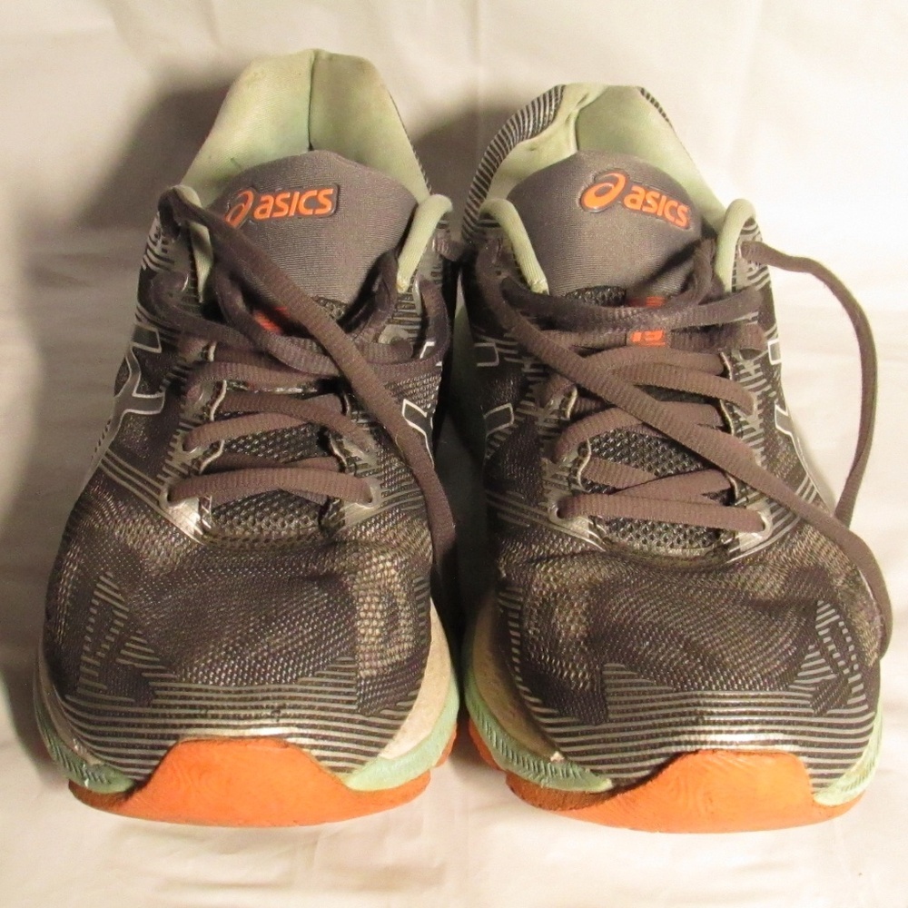 Asics Gel-Nimbus 19 running shoes